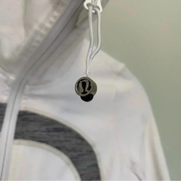 Lululemon white  scuba hoodie 4 - Picture 2 of 7